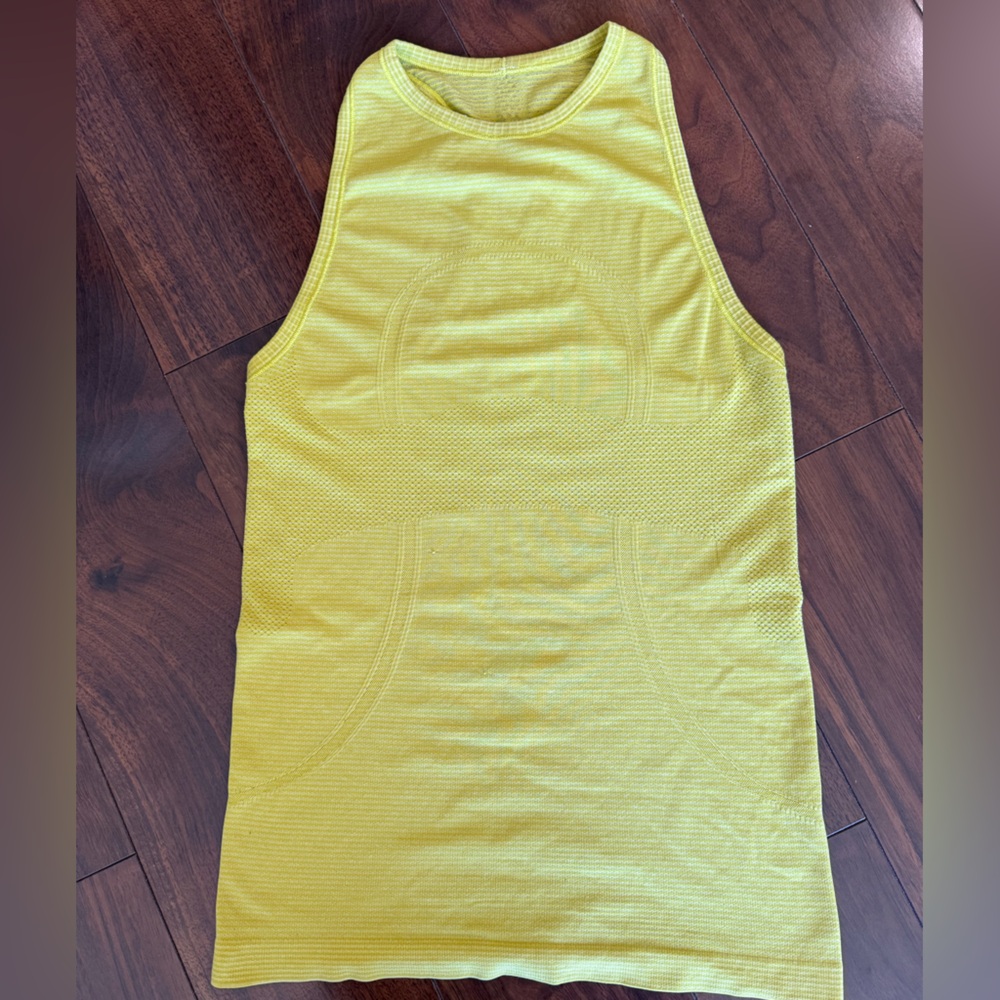 Lululemon Swiftly Tech High Neck Tank size 2 or XS Neon Yellow